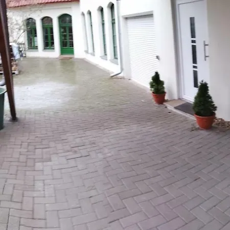 Zimmer Apartment